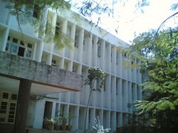 Guru Nanak College