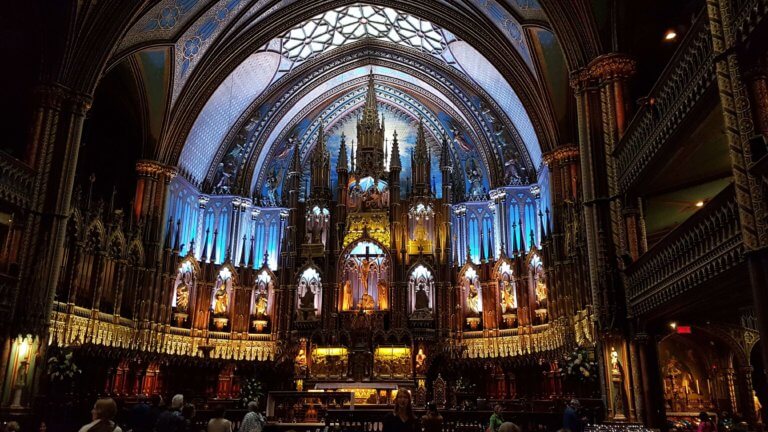 The altar at Notre-Dame Basilica Montreal