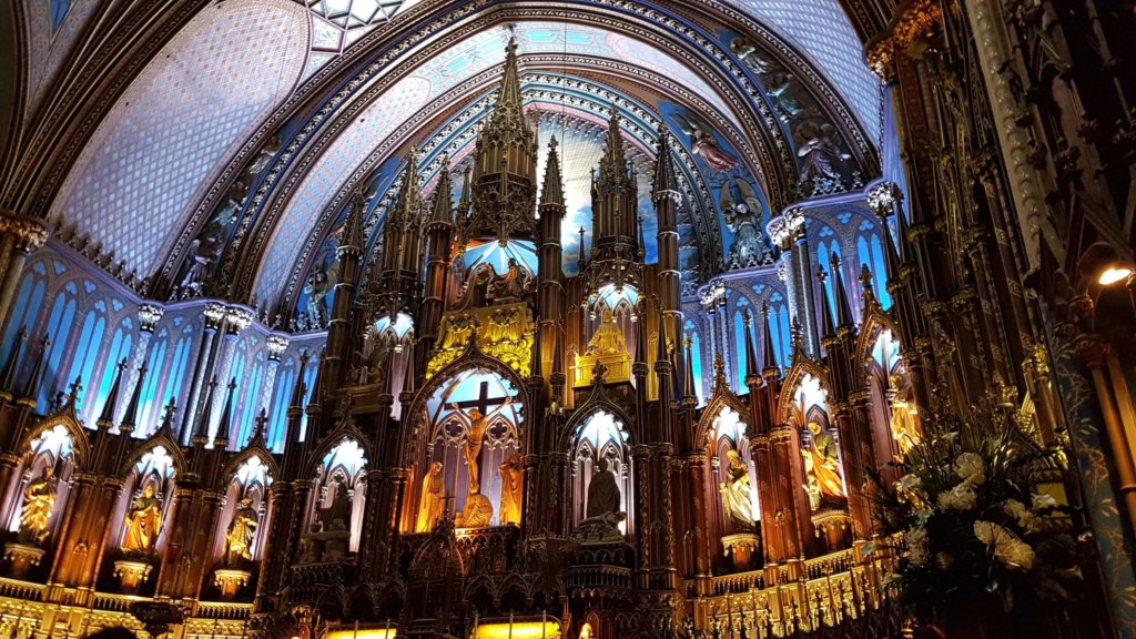 The altar at Notre-Dame Basilica Montreal